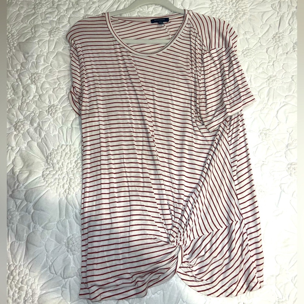 Striped Madison t shirt with cute tie on side waist